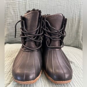 Sperry size 9.5 women’s duck boot